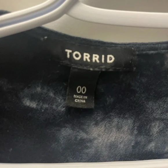 Torrid kimono size 00 - Picture 2 of 2